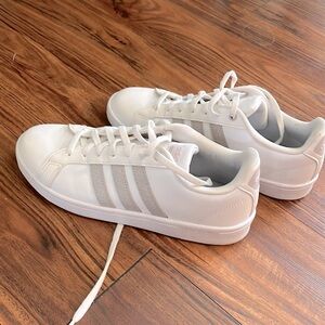 Adidas cloud foam sneakers